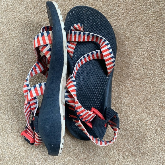 Chacos - Women’s Size 7 - Picture 2 of 4